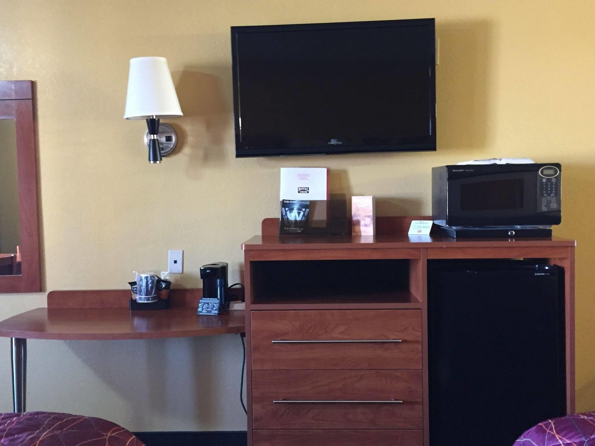 Royal Inn Pearsall Kültér fotó